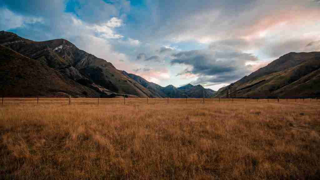 how to make money with land