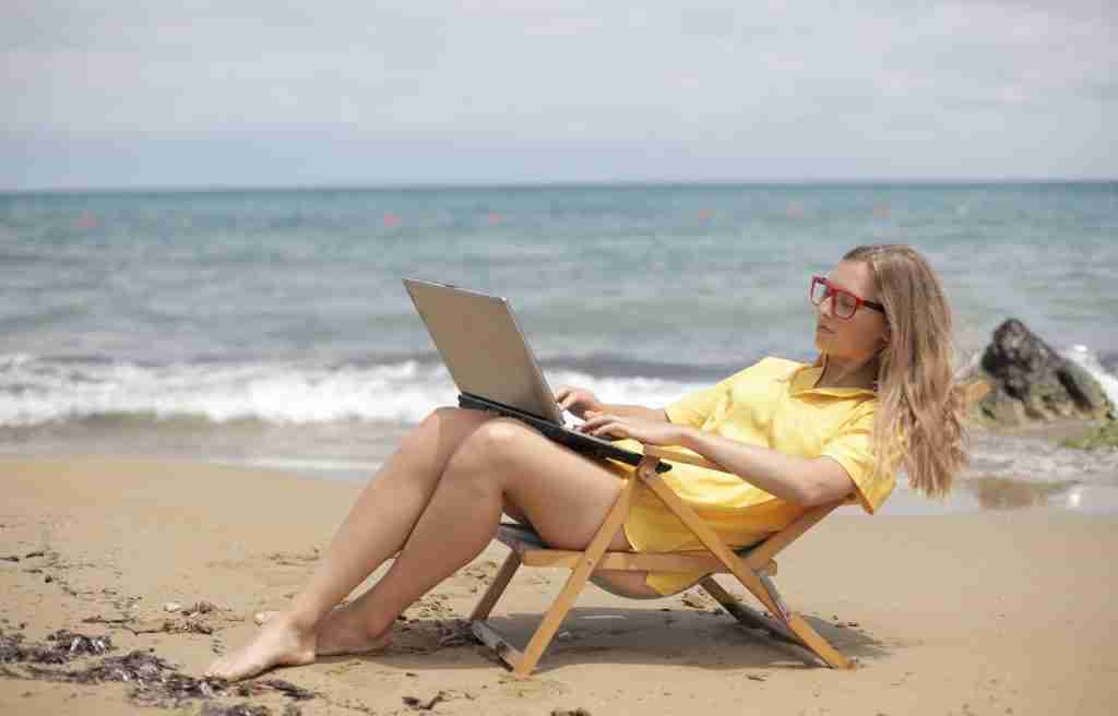 how to start a tech blog