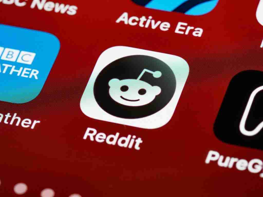 how to sell feet pics on reddit