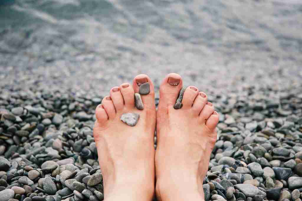 how to sell feet pics on onlyfans